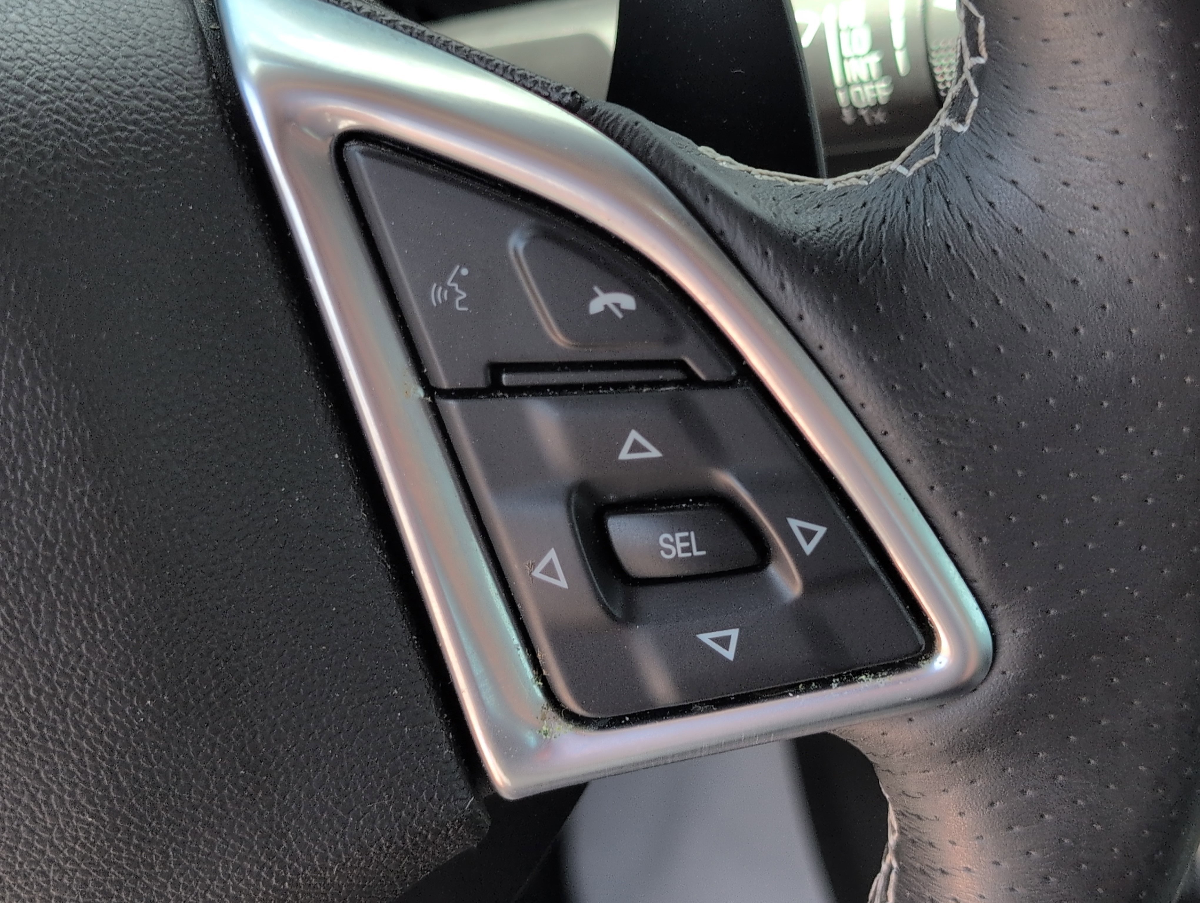 Used 2017 Chevrolet Camaro SS image 26