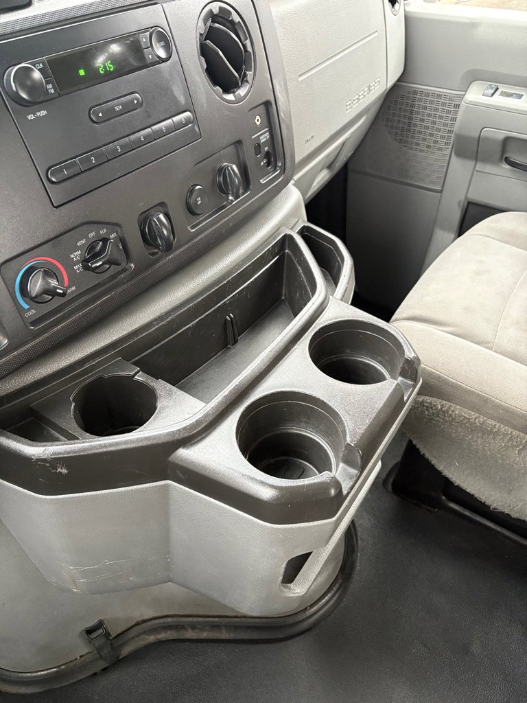 Used 2014 Ford E-250 and Econoline 250 E-250 w/ Power Group image 21