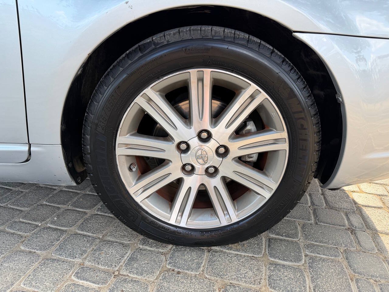 Used 2007 Toyota Avalon Limited FWD image 34