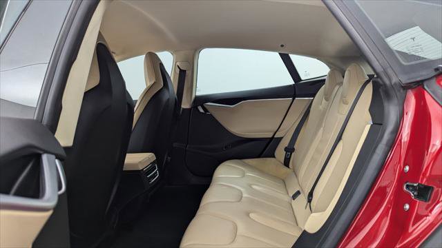 Used 2013 Tesla Model S Performance image 16