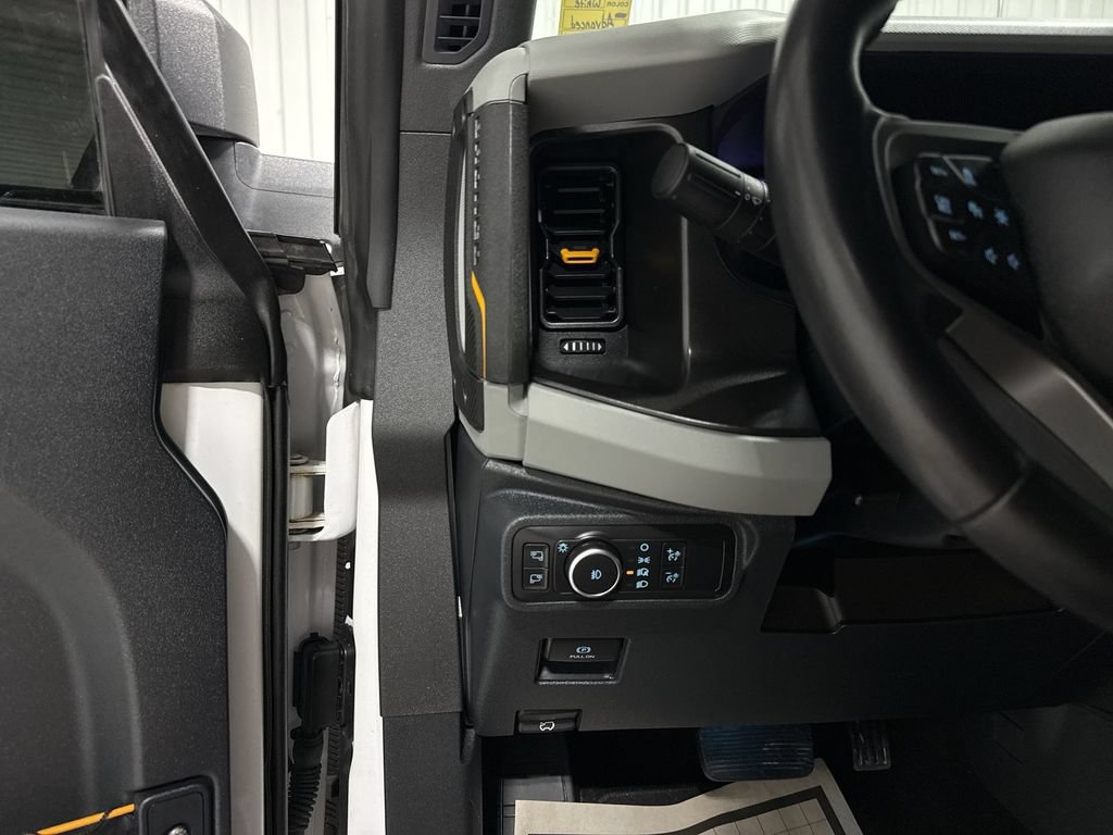 Used 2022 Ford Bronco Badlands AWD/4WD image 18