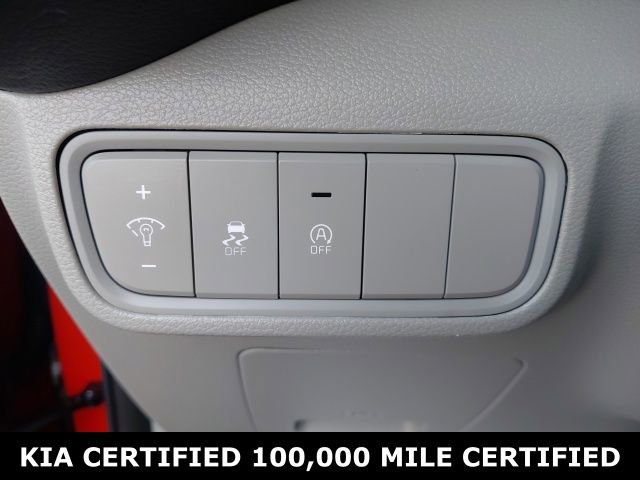 Certified 2025 Kia Soul LX image 16