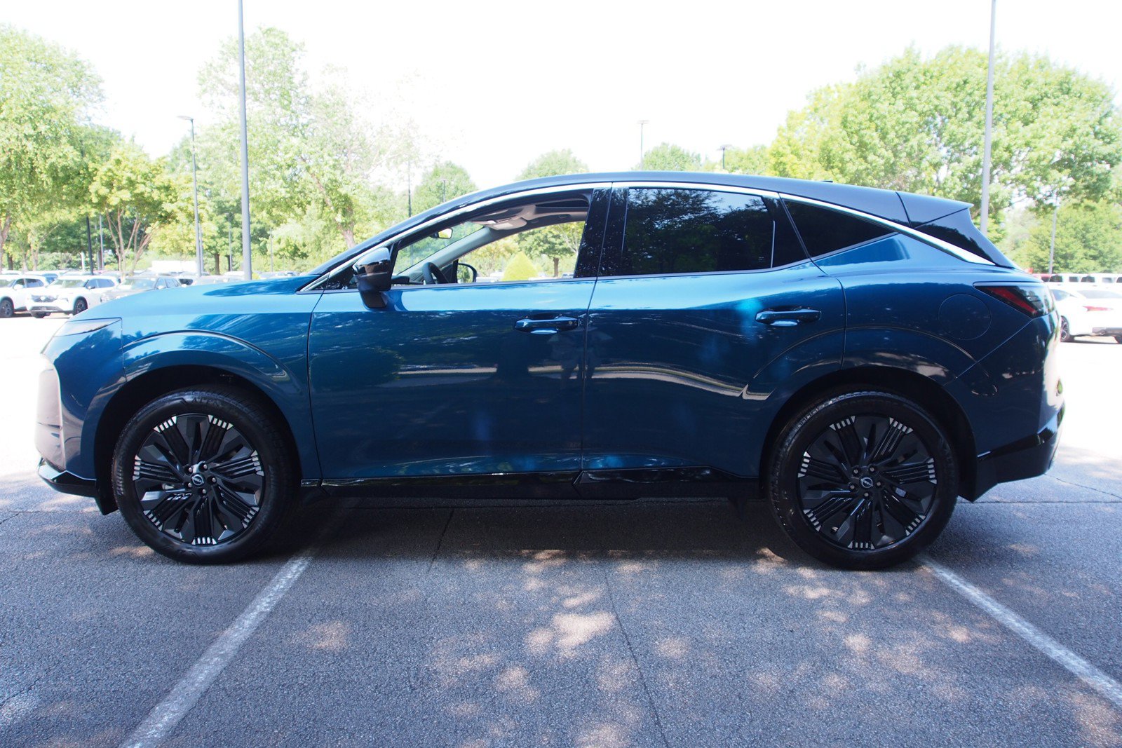 New 2026 Nissan Murano Platinum w/ Cargo Package AWD/4WD image 4