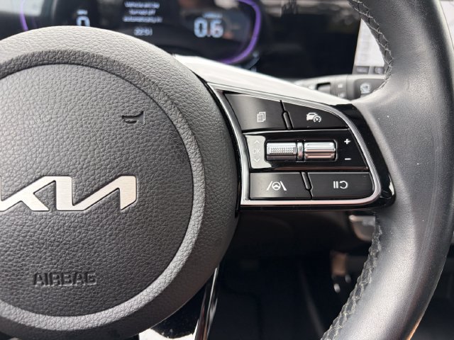 Certified 2025 Kia Seltos S FWD image 8