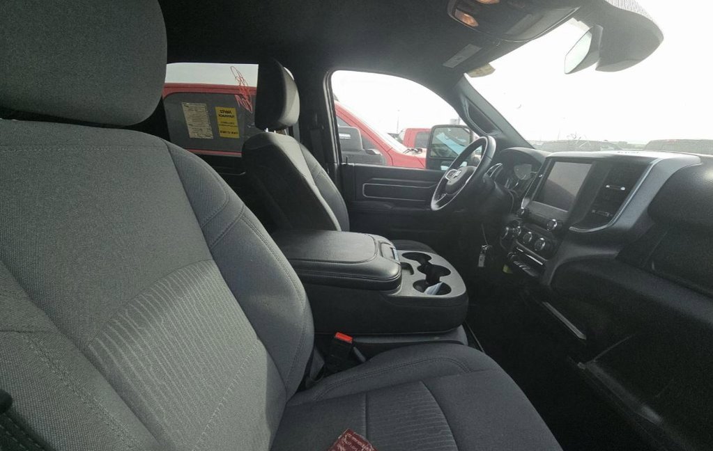 Used 2024 RAM 2500 Big Horn w/ Bed Utility Group image 6