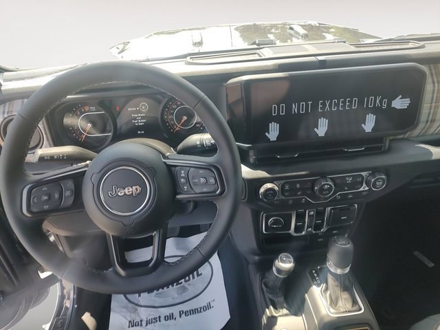 New 2026 Jeep Gladiator Sport AWD/4WD image 10