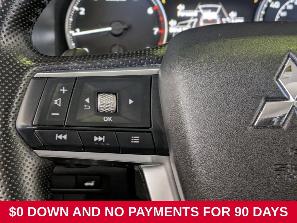 Used 2025 Mitsubishi Outlander SE AWD/4WD image 20