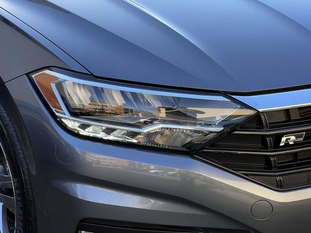 Certified 2021 Volkswagen Jetta R-Line w/ R-Line Cold Weather Package image 10