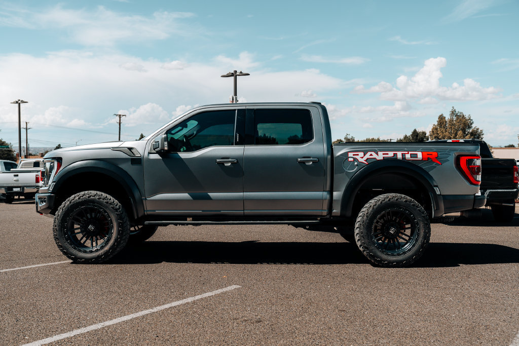 Used 2023 Ford F150 Raptor w/ Equipment Group 802A Raptor R AWD/4WD image 4