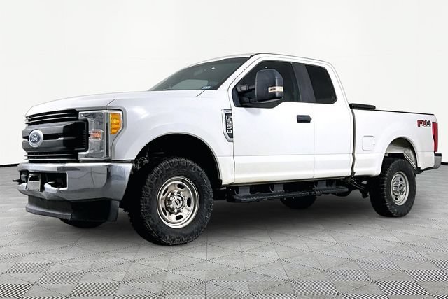 Used 2017 Ford F250 XL w/ Power Equipment Group AWD/4WD video 1