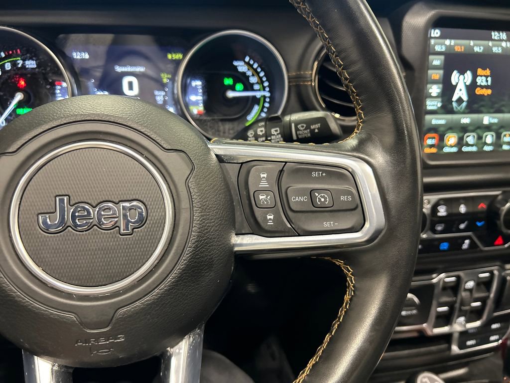Used 2022 Jeep Wrangler Unlimited Sahara image 19