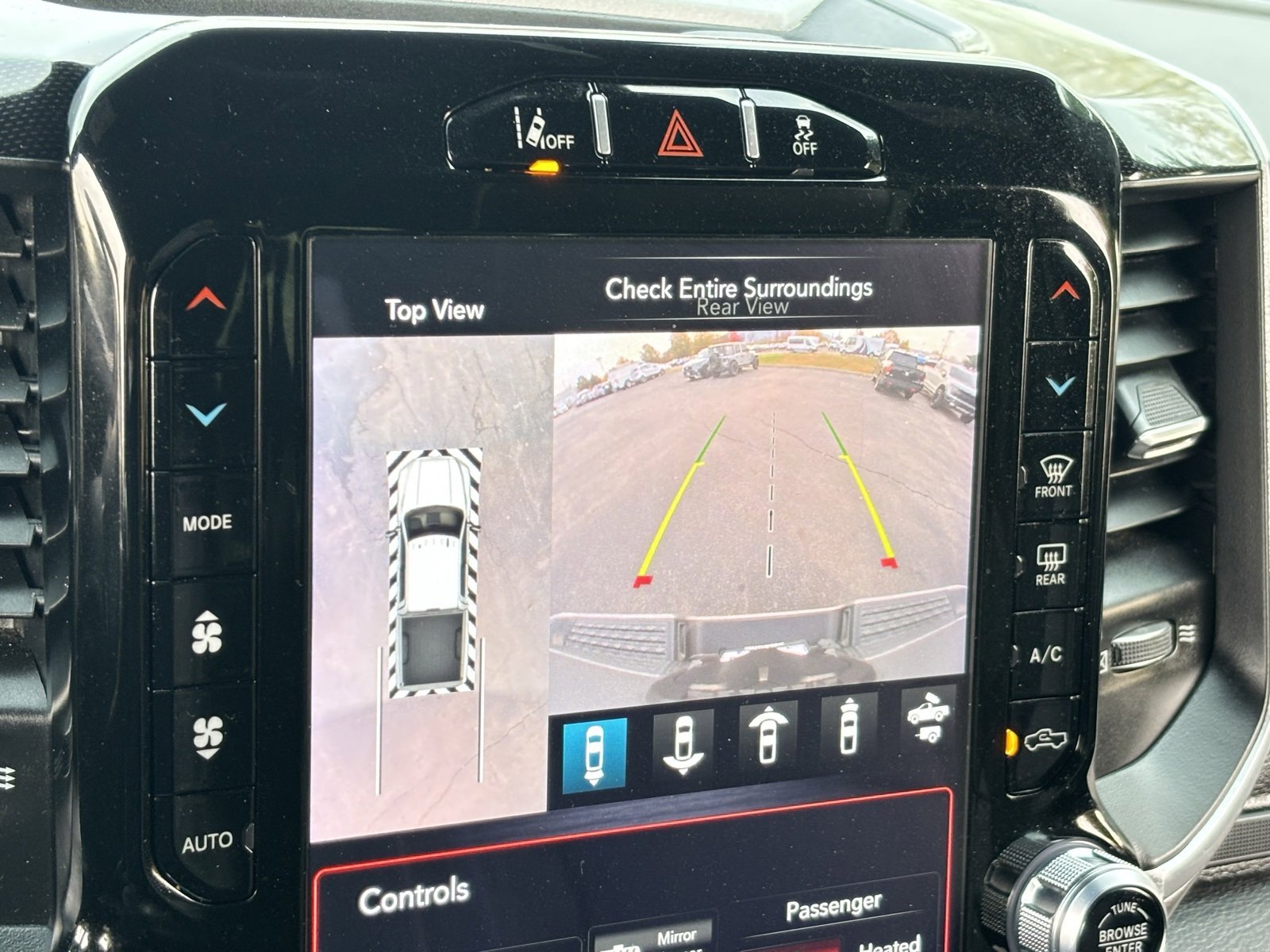 Used 2020 RAM 2500 Laramie w/ Night Edition image 5