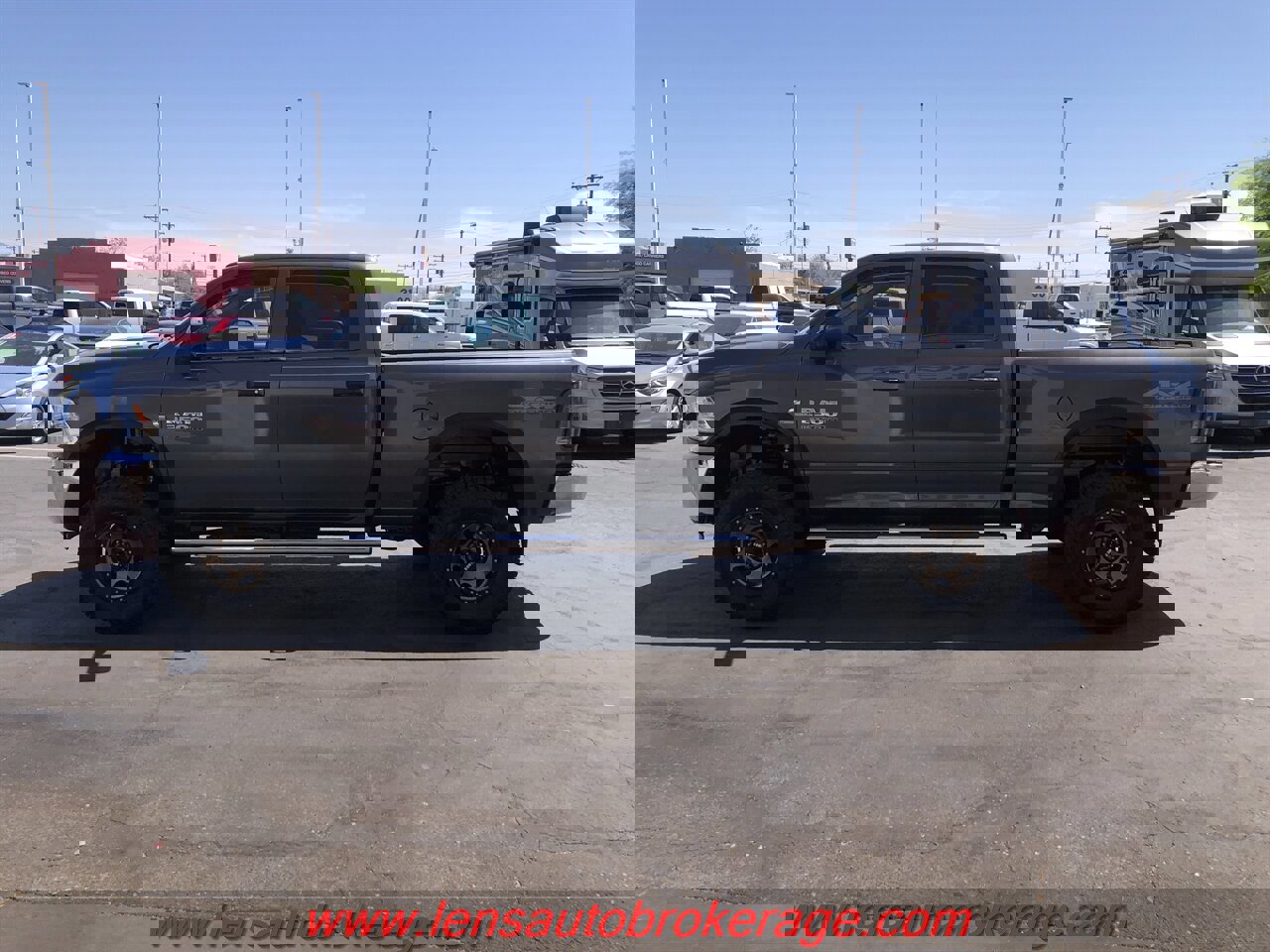 Used 2018 RAM 2500 Tradesman w/ Chrome Appearance Group image 6