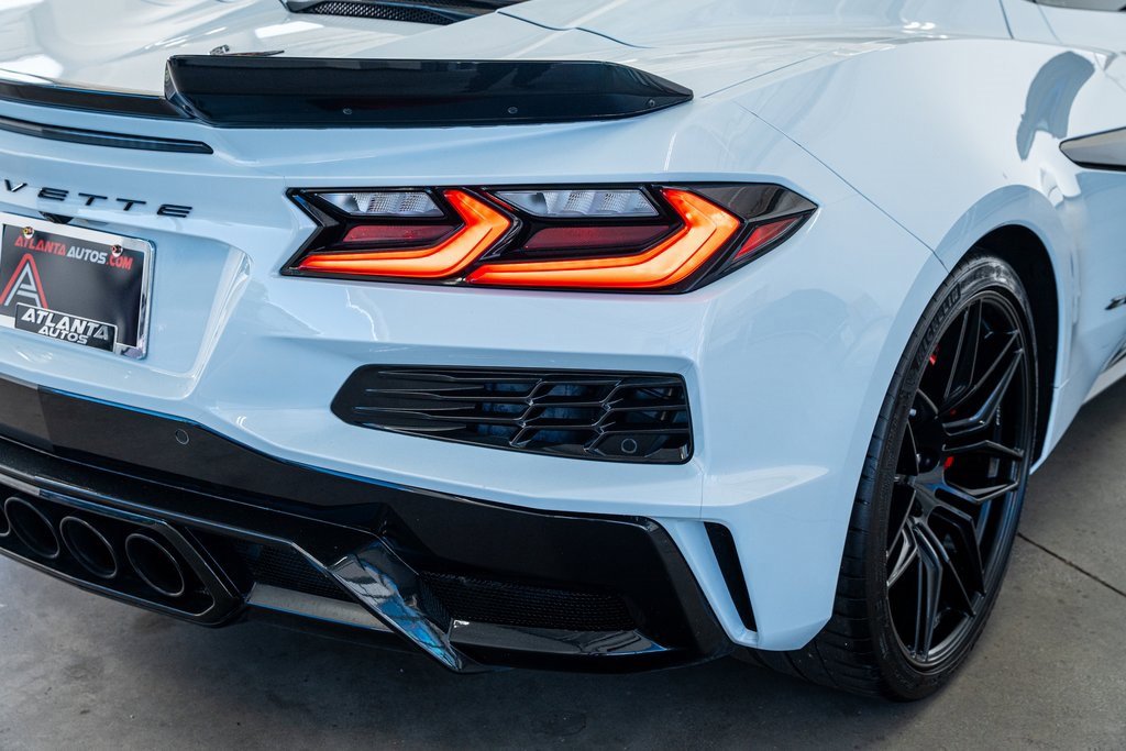 Used 2023 Chevrolet Corvette Z06 w/ Stealth Interior Trim Package image 32