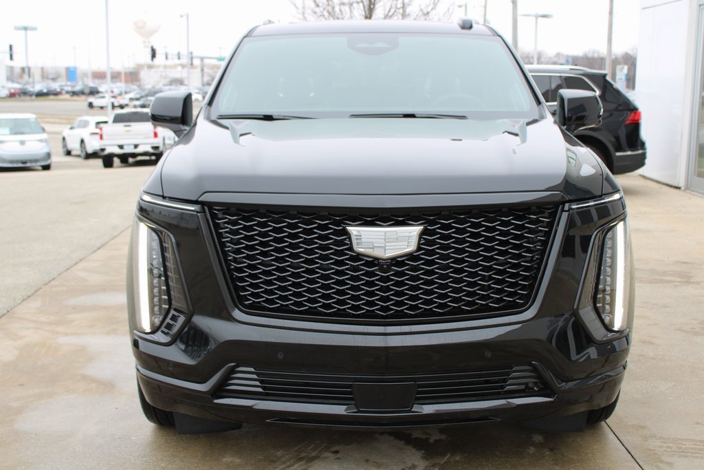 Used 2025 Cadillac Escalade ESV Sport Platinum w/ LPO, ONYX Package image 2