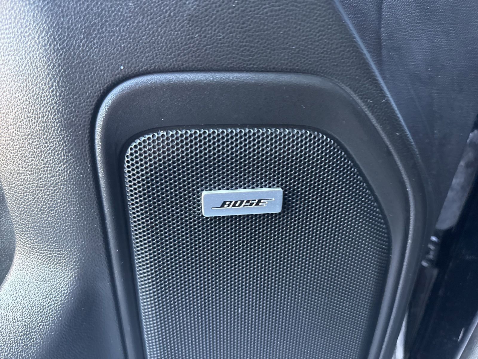 Used 2022 Chevrolet Silverado 1500 LT Trail Boss w/ Convenience Package II image 38