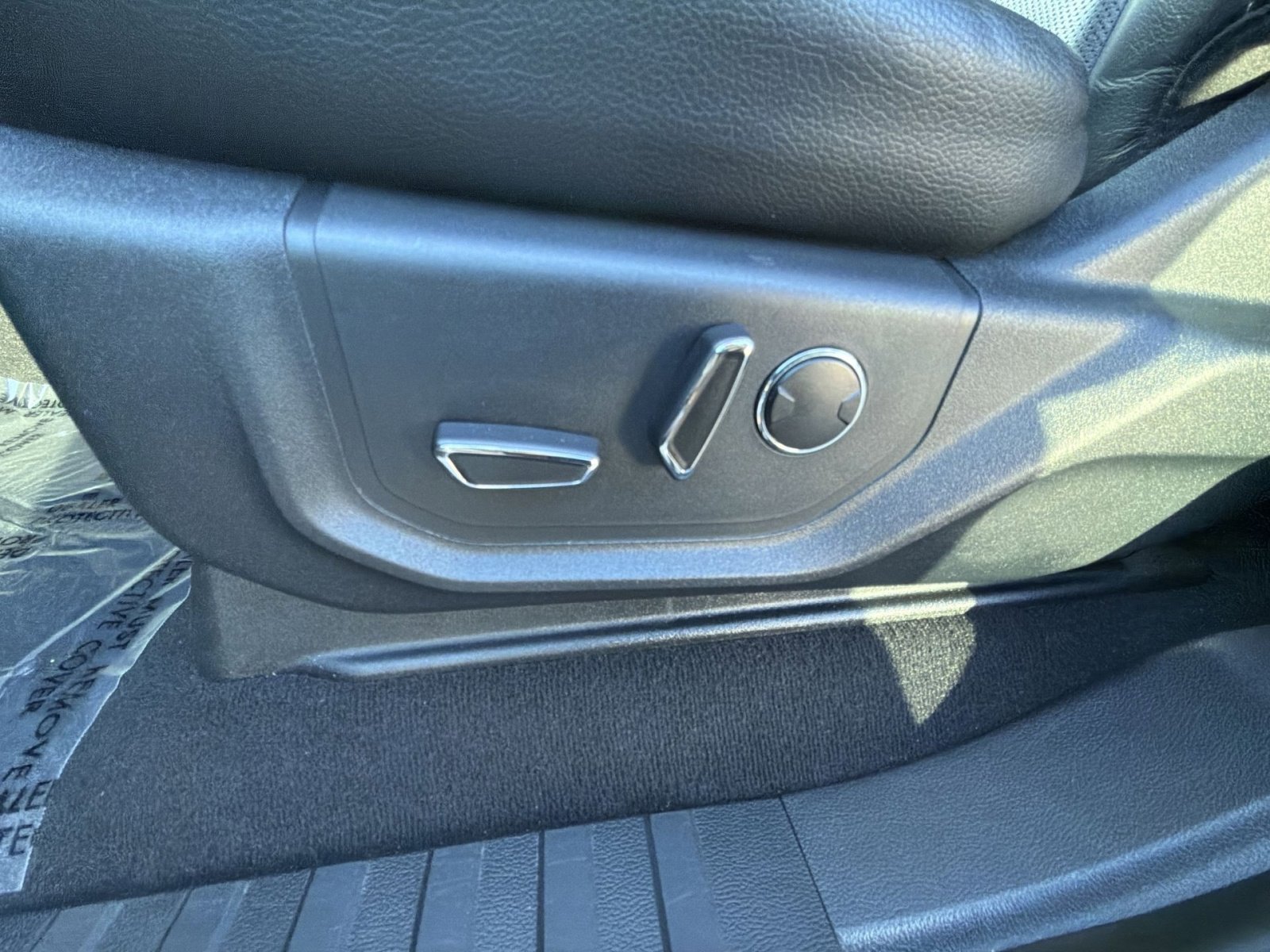 Used 2019 Ford F350 Lariat w/ Lariat Ultimate Package image 14