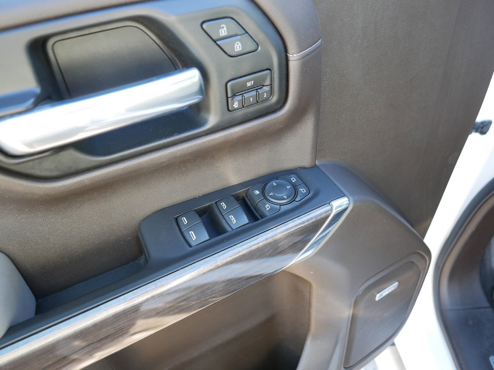 Used 2021 Chevrolet Silverado 1500 LTZ w/ LTZ Premium Package image 18