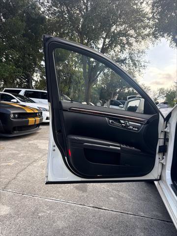 Used 2010 Mercedes-Benz S 550 image 32