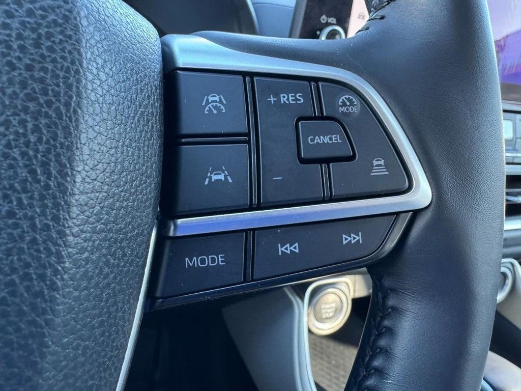 Certified 2025 Toyota Grand Highlander FWD image 17