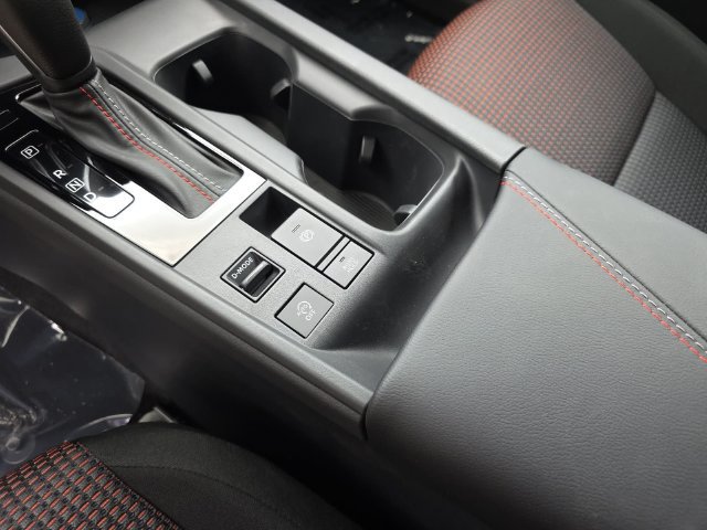 New 2027 Nissan Sentra SR w/ Floor Mat Package FWD image 31