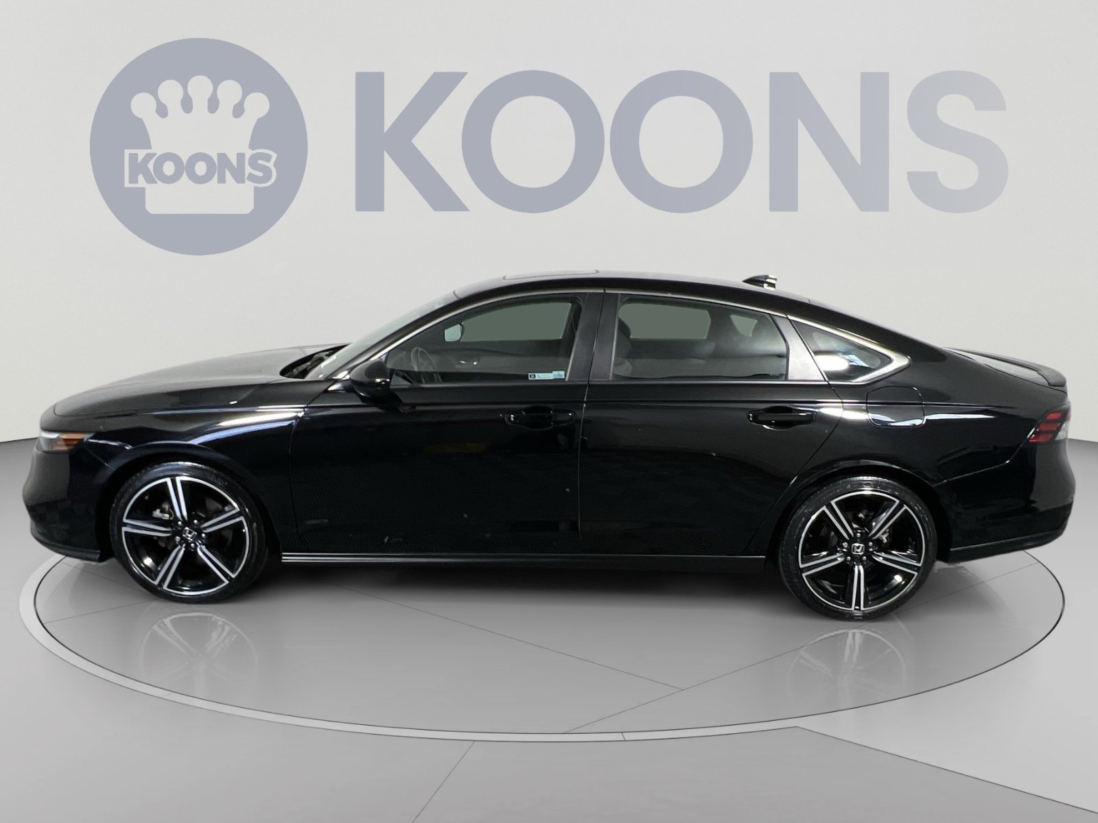 Used 2024 Honda Accord Sport image 7