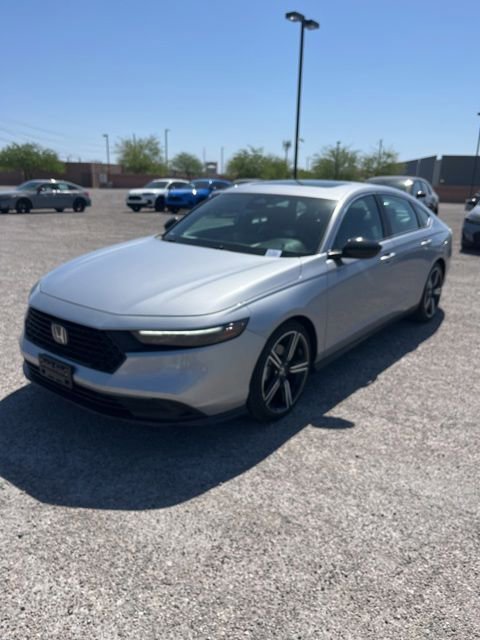 Used 2023 Honda Accord Sport image 1