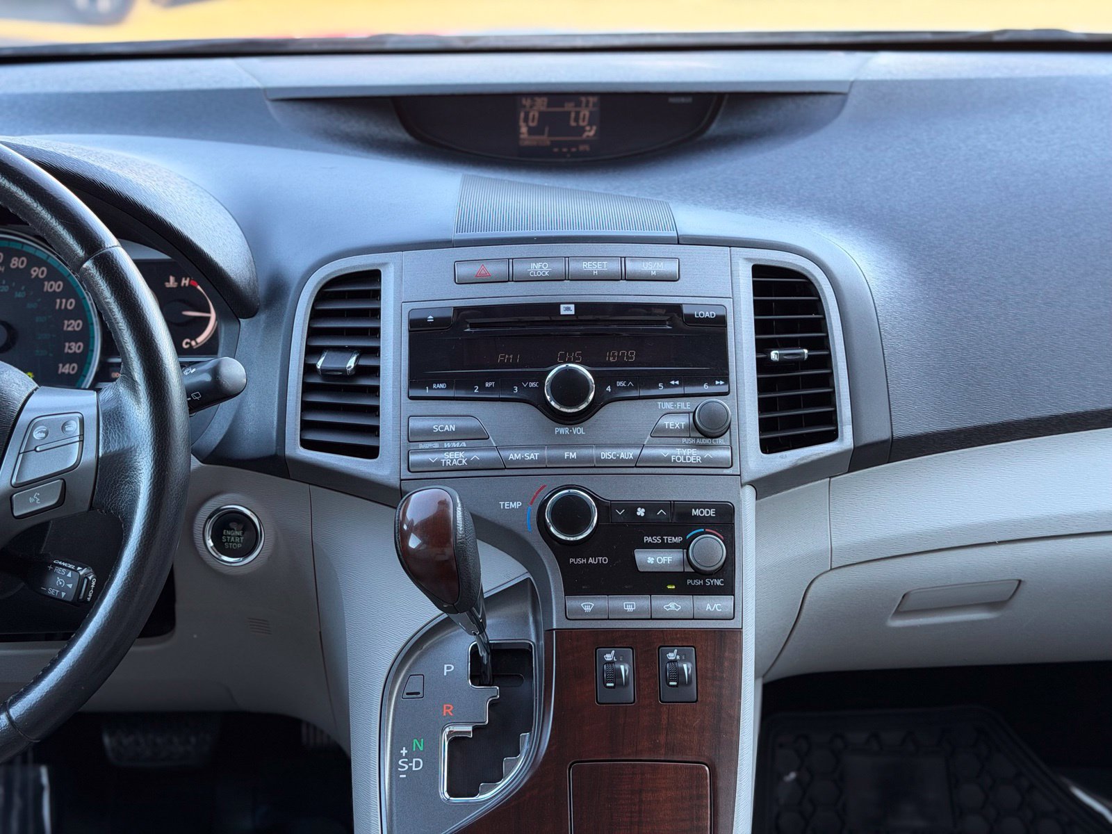 Used 2009 Toyota Venza FWD image 27