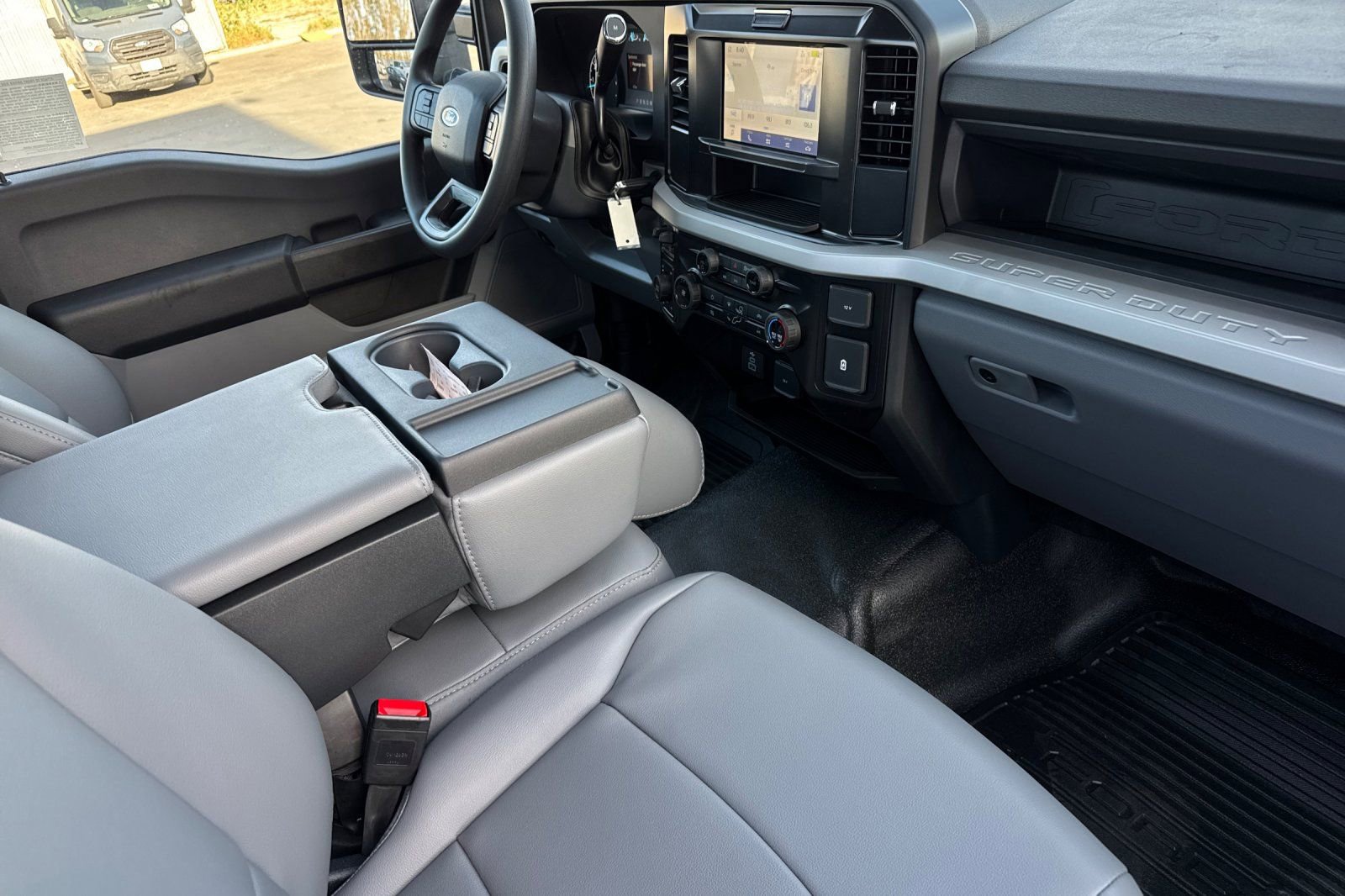 New 2026 Ford F350 XL w/ XL Off-Road Package AWD/4WD image 15