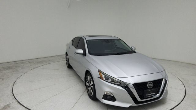 Used 2019 Nissan Altima 2.5 SV FWD image 8