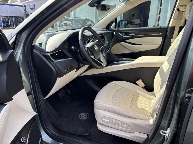 Used 2022 Buick Enclave Avenir w/ Trailering Package, 5000 lbs. FWD image 14