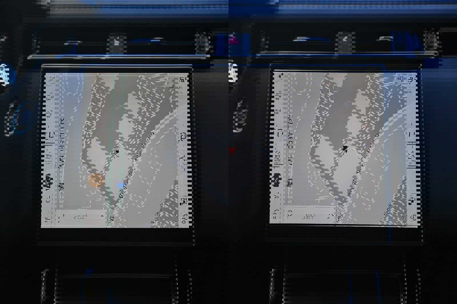 New 2026 Land Rover Range Rover Velar Dynamic SE image 14