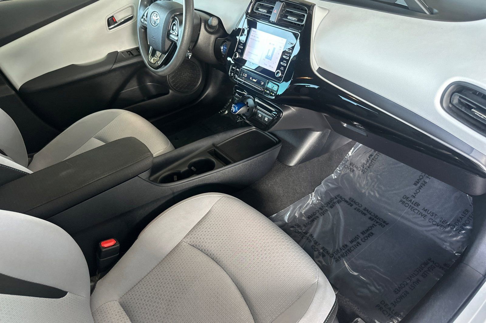 Certified 2020 Toyota Prius LE w/ Carpet Mat Package image 20