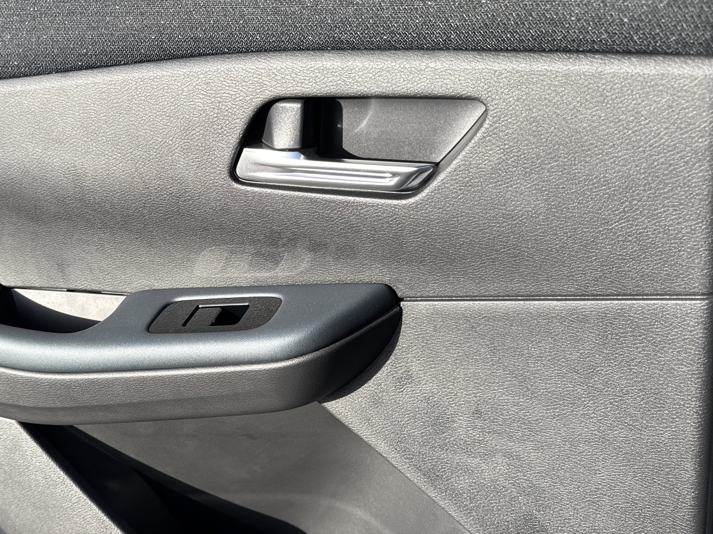 New 2026 Nissan Leaf Platinum+ w/ Cargo Package (Platinum+) image 10