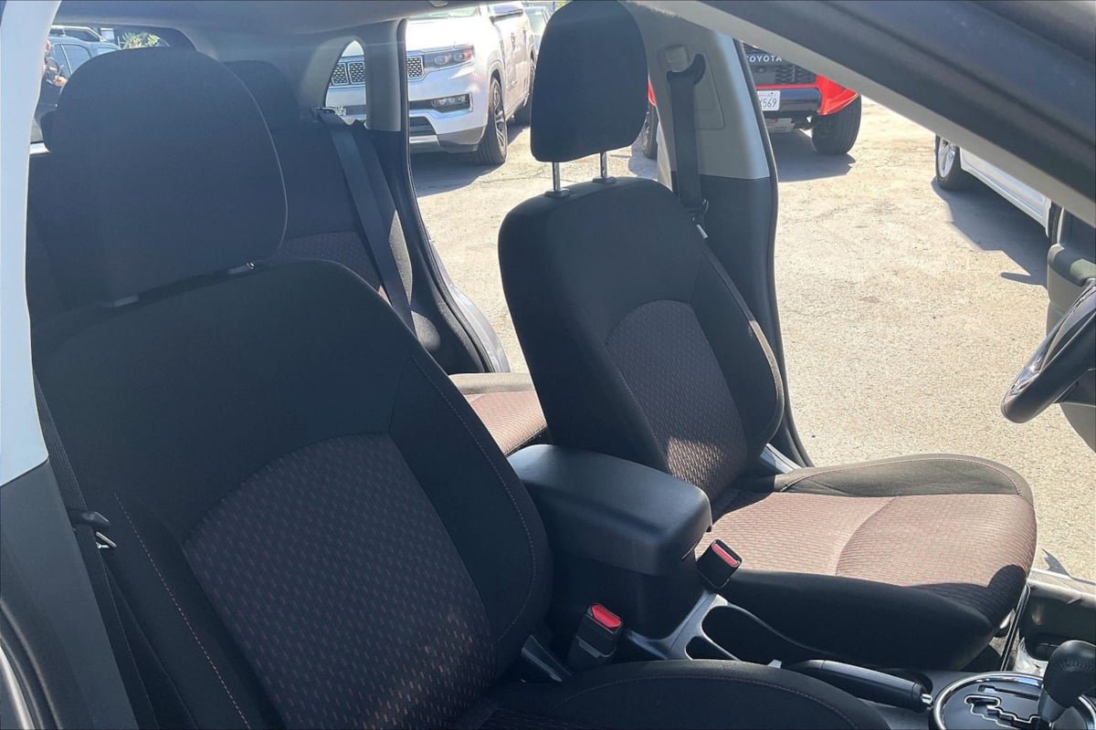 Used 2017 Mitsubishi Outlander Sport ES FWD image 7