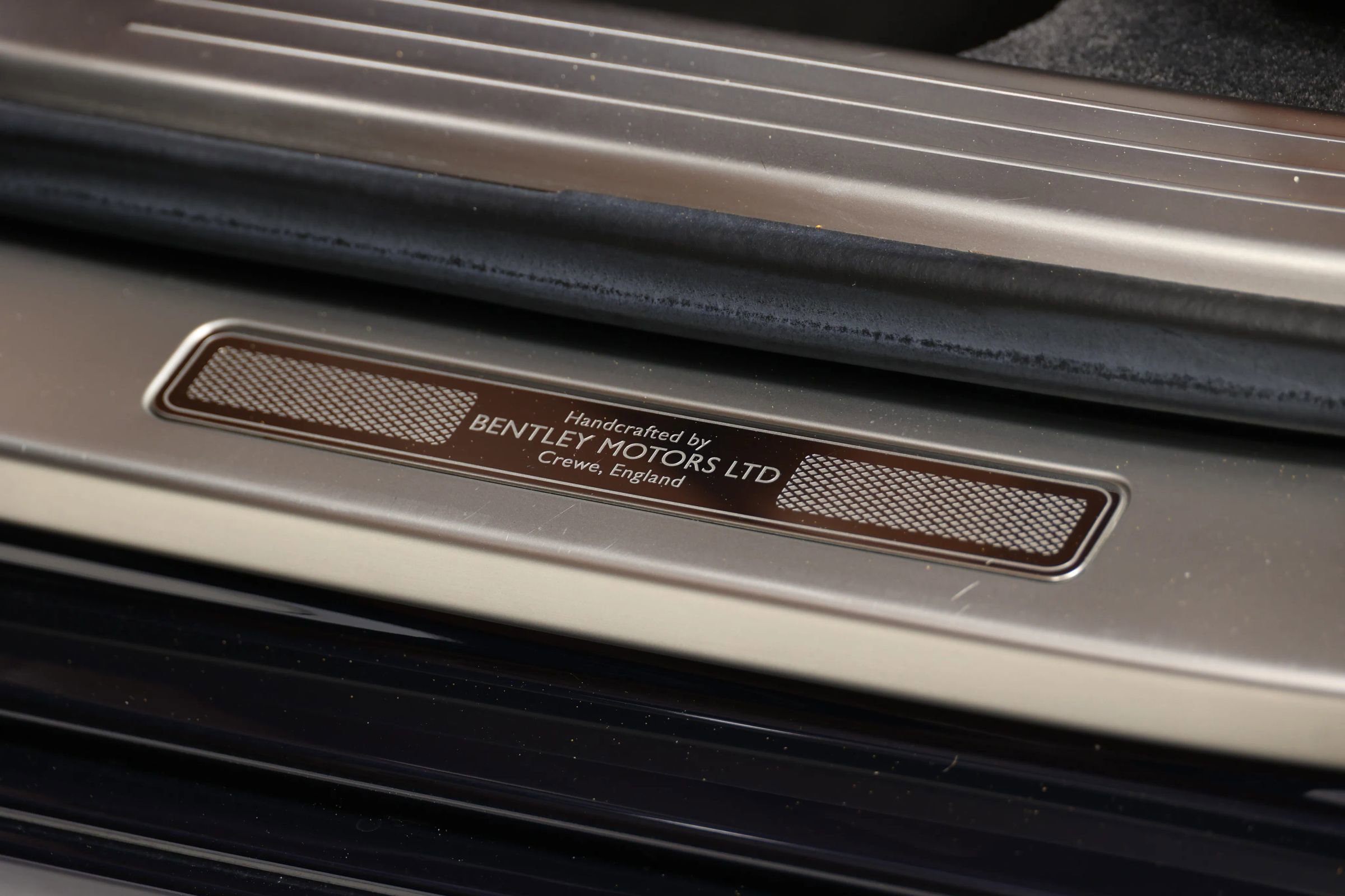 Used 2014 Bentley Flying Spur W12 image 42