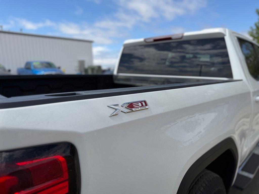 Used 2023 GMC Sierra 1500 SLE AWD/4WD image 8