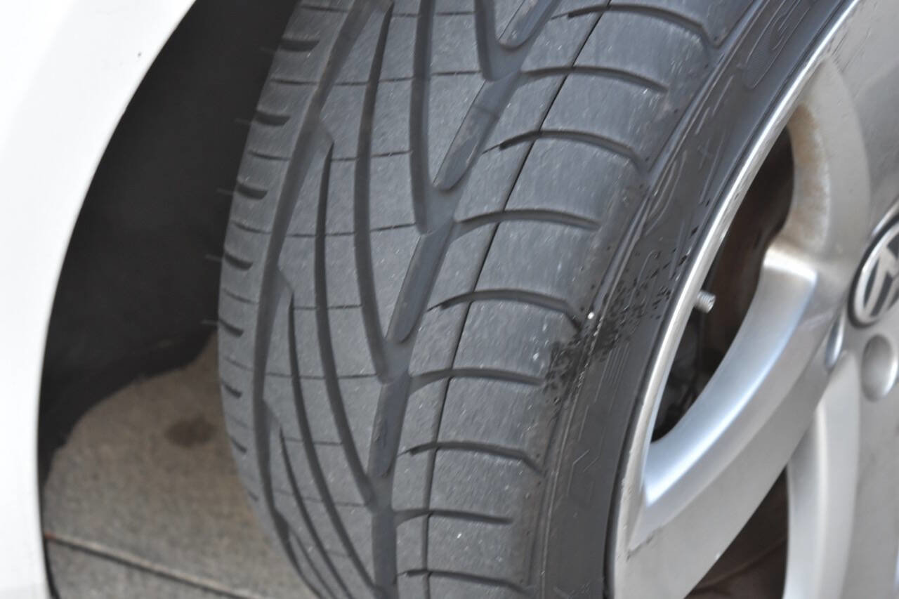 Used 2012 Volkswagen CC Lux Plus image 4