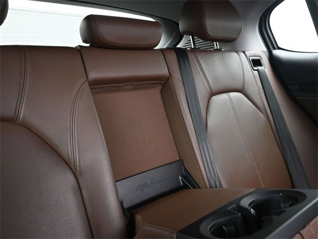 Used 2019 Alfa Romeo Stelvio Sprint w/ Nero Edizione image 22