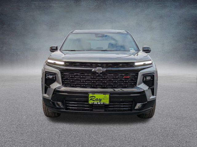 New 2026 Chevrolet Traverse RS w/ LPO, Floor Liner Package FWD image 8