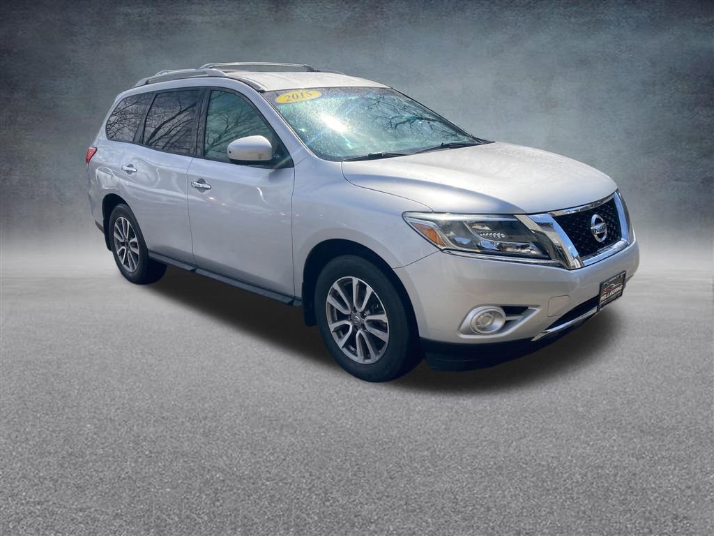 Used 2015 Nissan Pathfinder S image 10