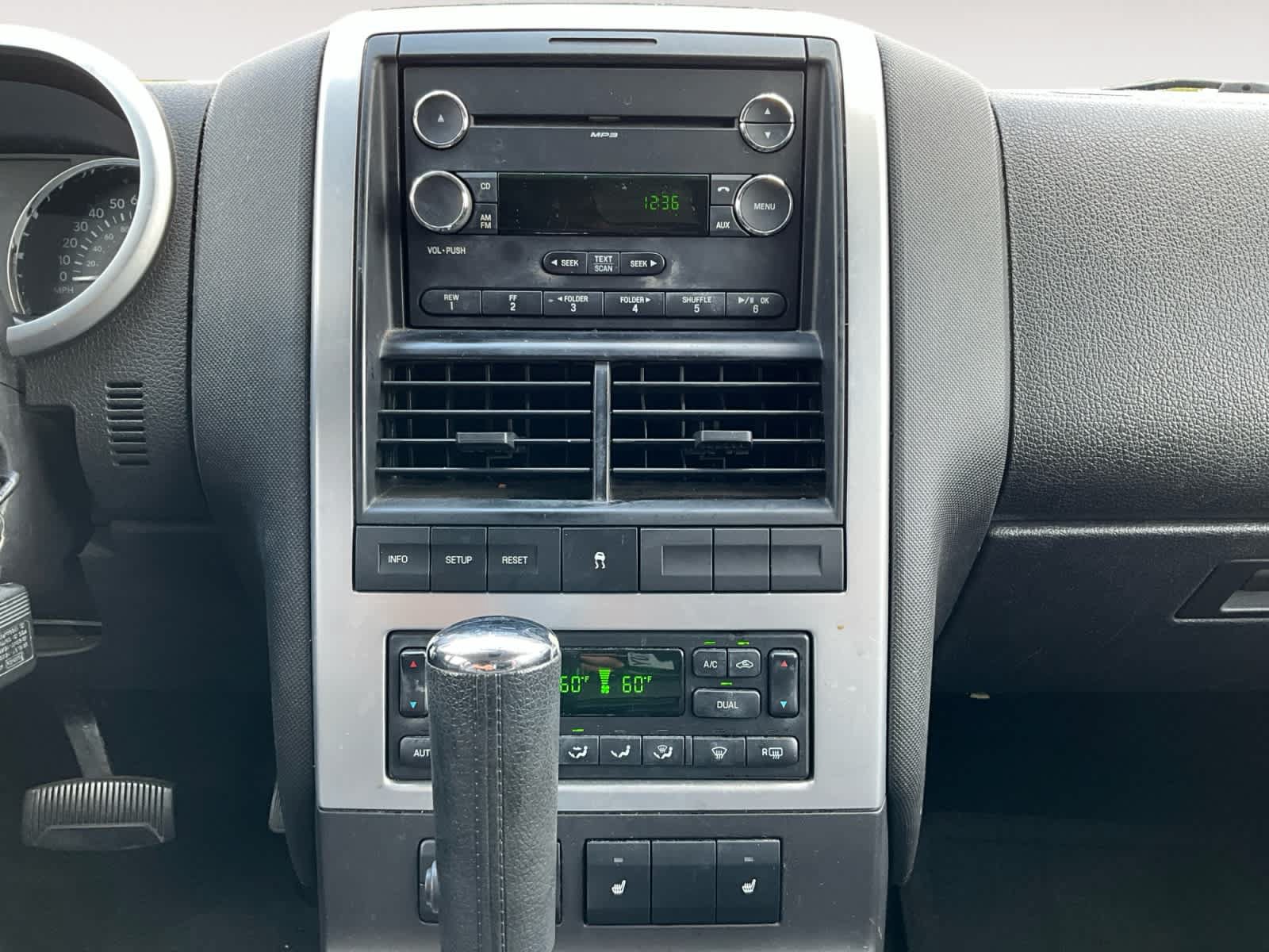 Used 2010 Mercury Mountaineer 2WD image 11