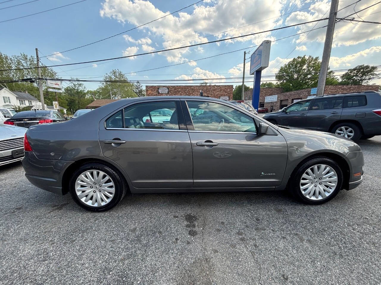 Used 2010 Ford Fusion Hybrid FWD image 4