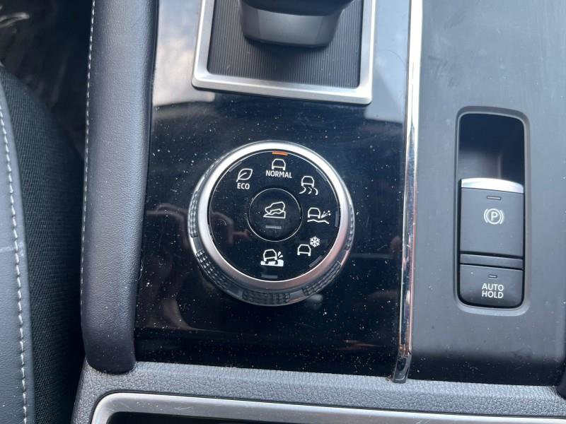 Used 2024 Mitsubishi Outlander SE image 17