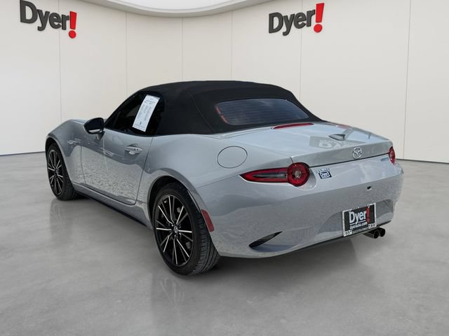 Used 2024 MAZDA MX-5 Miata Grand Touring RWD image 4