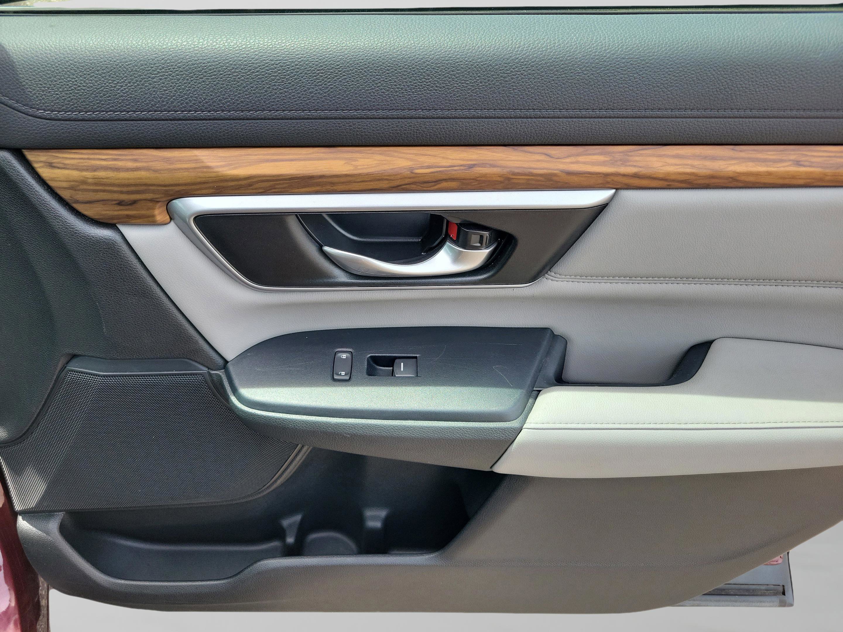 Used 2019 Honda CR-V Touring image 22