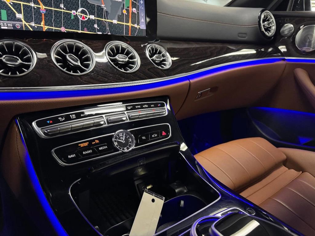 Used 2018 Mercedes-Benz E 400 E 400 image 28