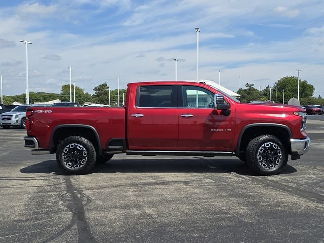 Used 2025 Chevrolet Silverado 2500 LTZ w/ LTZ Premium Package AWD/4WD image 23