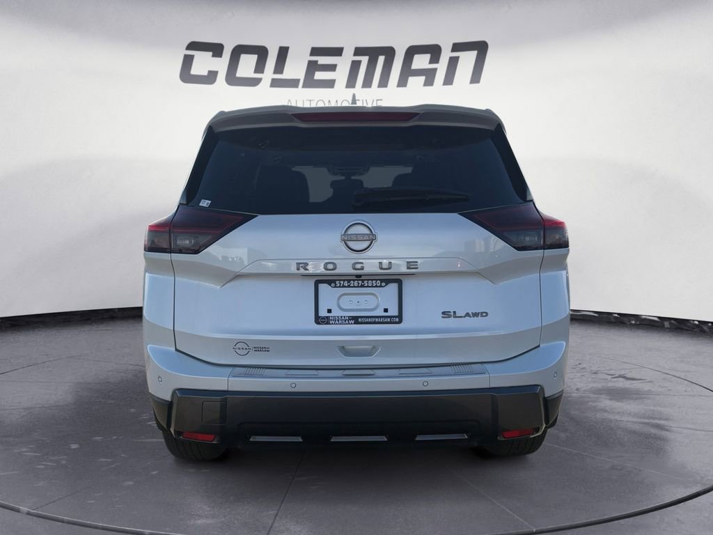 Used 2024 Nissan Rogue SL w/ SL Premium Package image 4