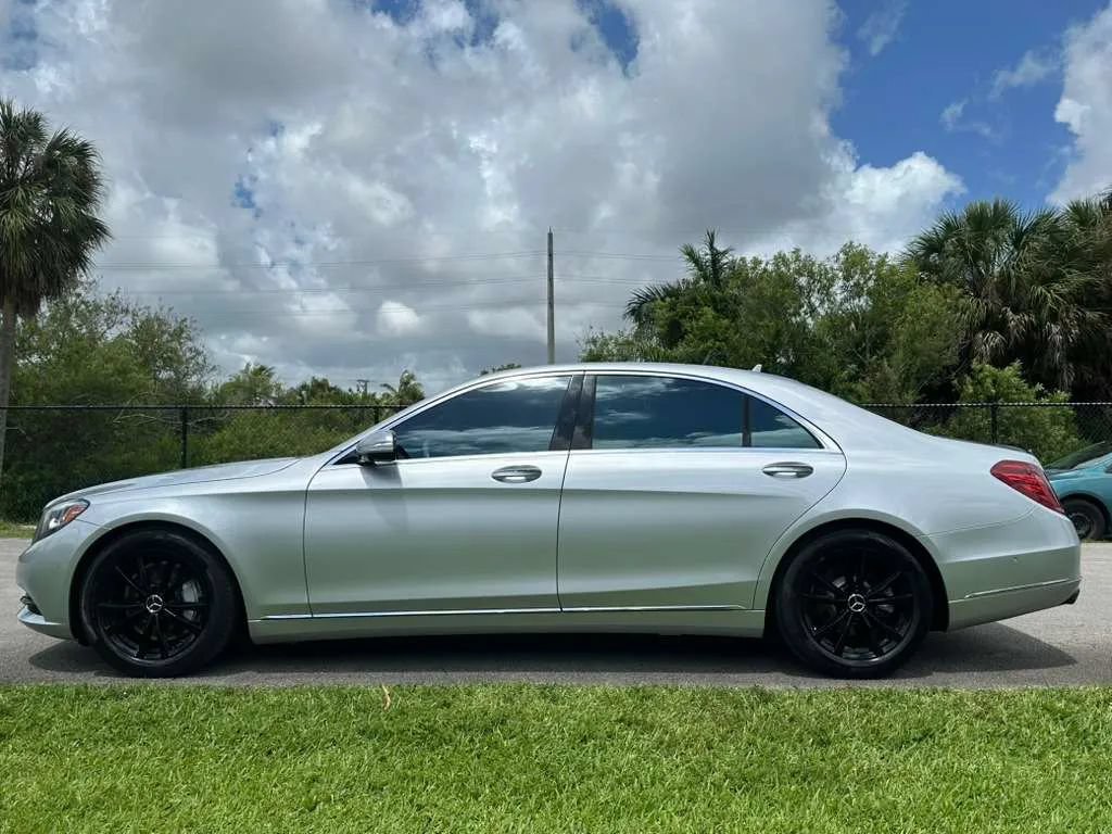 Used 2017 Mercedes-Benz S 550 4MATIC Sedan image 7